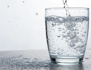 Газована вода та схуднення: нове дослідження
